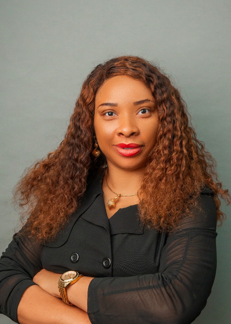 LOVELIN MOMODU